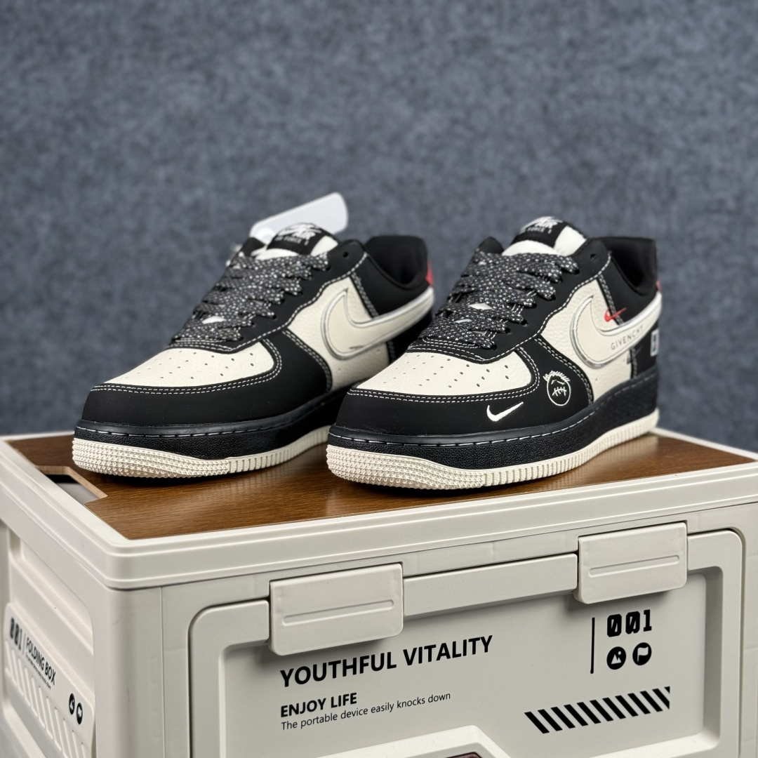 260 Nike Air Force 1 Low 07 x GIVENCHY 黑白三小勾 空军一号低帮休闲板鞋 XL1979-131-Chinese UA Cheap High Quatity Brand Clothes Bags handbags Sneakers wholesale wholesaler seller from China Factory suppliers Fashion Clothing Shoes best Quality Beautiful Price 260 Nike Air Force 1 Low 07 x GIVENCHY 黑白三小勾 空军一号低帮休闲板鞋 XL1979-131