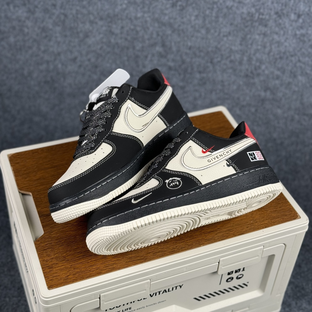260 Nike Air Force 1 Low 07 x GIVENCHY 黑白三小勾 空军一号低帮休闲板鞋 XL1979-131-Chinese UA Cheap High Quatity Brand Clothes Bags handbags Sneakers wholesale wholesaler seller from China Factory suppliers Fashion Clothing Shoes best Quality Beautiful Price 260 Nike Air Force 1 Low 07 x GIVENCHY 黑白三小勾 空军一号低帮休闲板鞋 XL1979-131
