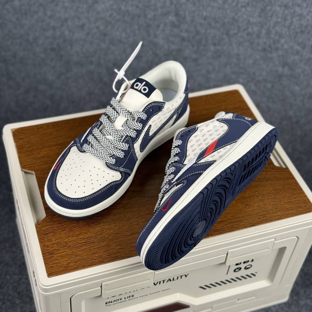 280 Travis Scott x Fragment Design x Air Jordan 1 Low SP AJ1 乔1联名 海军蓝 低帮文化休闲板鞋 DZ2688-012-Chinese UA Cheap High Quatity Brand Clothes Bags handbags Sneakers wholesale wholesaler seller from China Factory suppliers Fashion Clothing Shoes best Quality Beautiful Price 280 Travis Scott x Fragment Design x Air Jordan 1 Low SP AJ1 乔1联名 海军蓝 低帮文化休闲板鞋 DZ2688-012