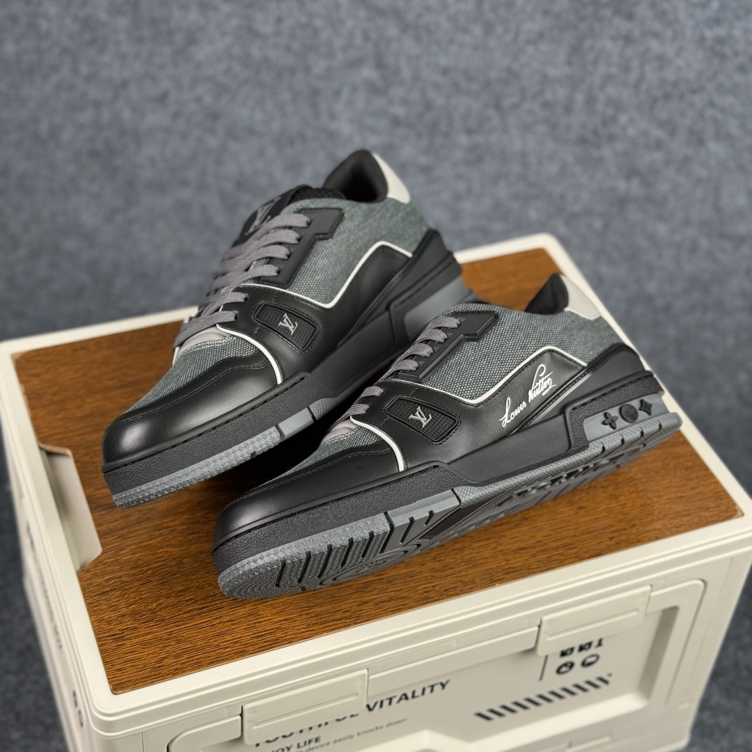 500 广奢高端货 LOUIS VUITTON 路易威登 LV Trainer 板鞋-Chinese UA Cheap High Quatity Brand Clothes Bags handbags Sneakers wholesale wholesaler seller from China Factory suppliers Fashion Clothing Shoes best Quality Beautiful Price 500 广奢高端货 LOUIS VUITTON 路易威登 LV Trainer 板鞋