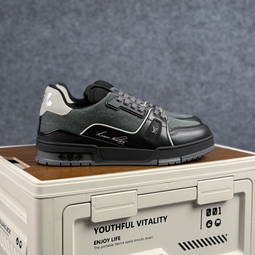 500 广奢高端货 LOUIS VUITTON 路易威登 LV Trainer 板鞋-Chinese UA Cheap High Quatity Brand Clothes Bags handbags Sneakers wholesale wholesaler seller from China Factory suppliers Fashion Clothing Shoes best Quality Beautiful Price 500 广奢高端货 LOUIS VUITTON 路易威登 LV Trainer 板鞋