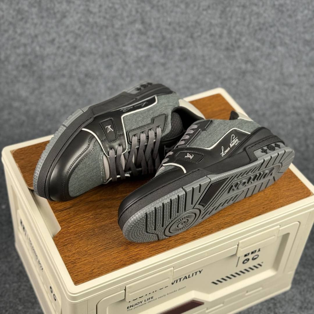 500 广奢高端货 LOUIS VUITTON 路易威登 LV Trainer 板鞋-Chinese UA Cheap High Quatity Brand Clothes Bags handbags Sneakers wholesale wholesaler seller from China Factory suppliers Fashion Clothing Shoes best Quality Beautiful Price 500 广奢高端货 LOUIS VUITTON 路易威登 LV Trainer 板鞋