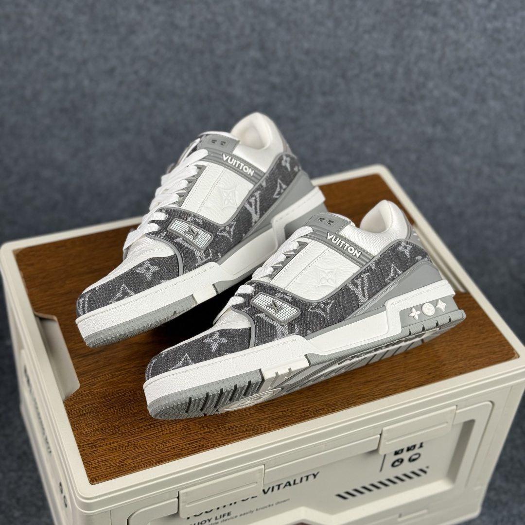 500 广奢高端货 LOUIS VUITTON 路易威登 LV Trainer 板鞋