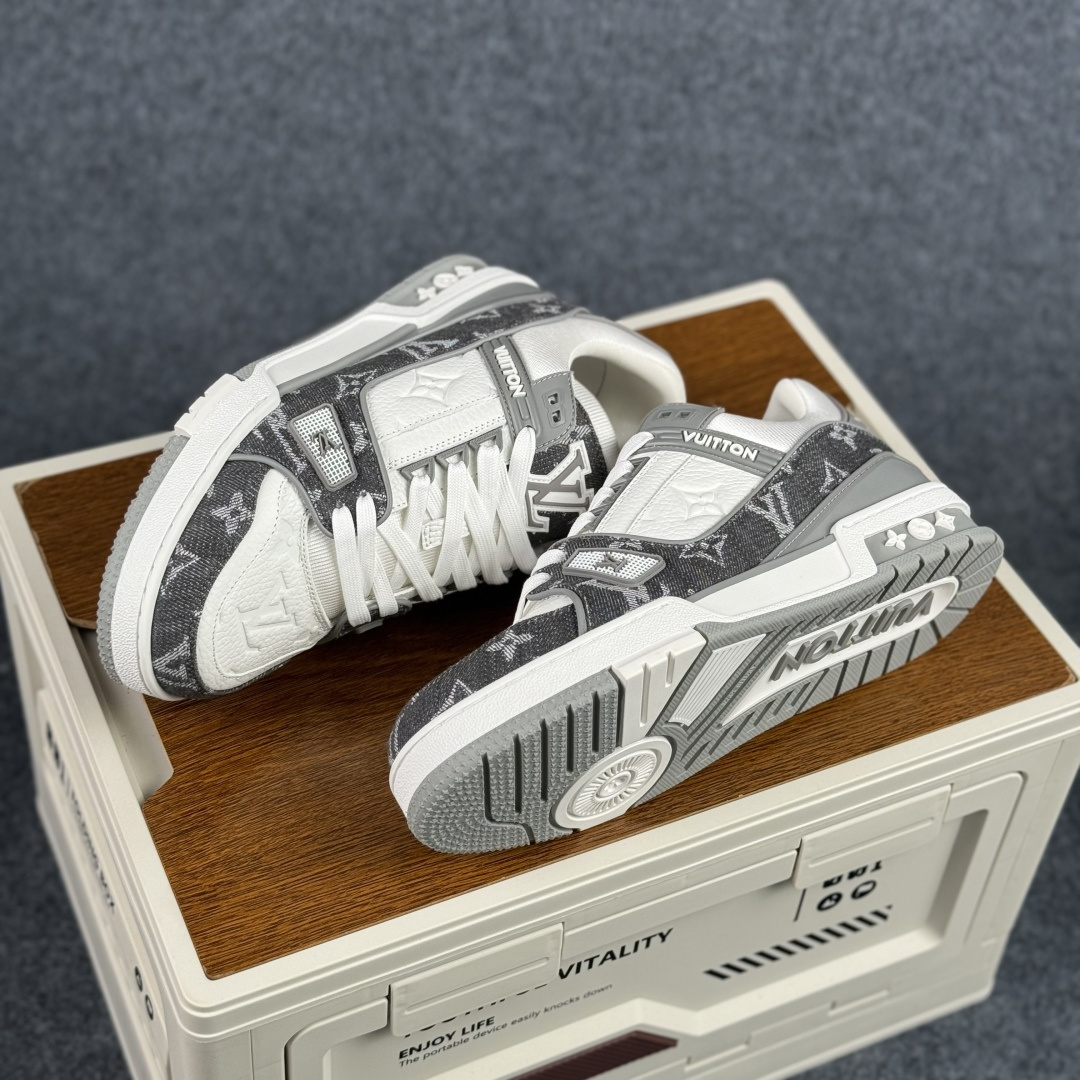 500 广奢高端货 LOUIS VUITTON 路易威登 LV Trainer 板鞋