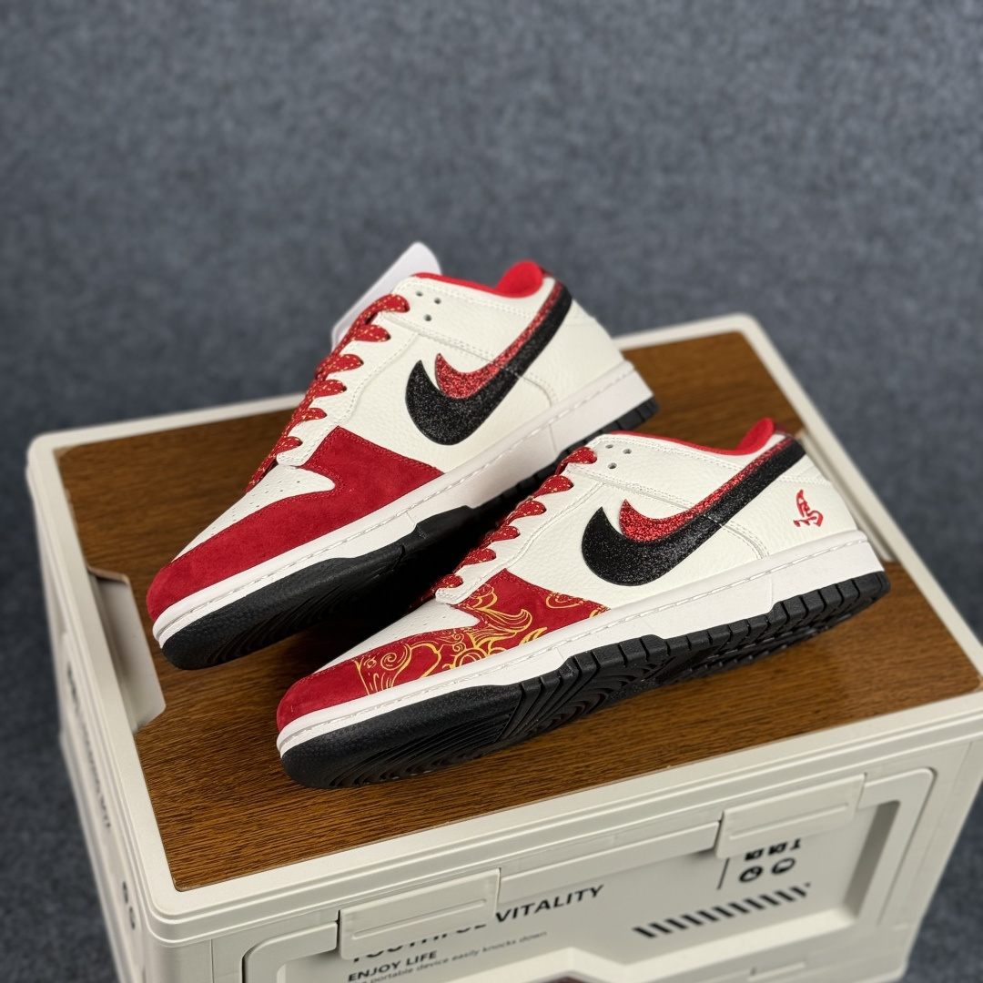 Nike Dunk Low 2026 丙午马年限定款 XD6188-053 Nike Dunk Low 2026 丙午马年限定款 XD6188-053
