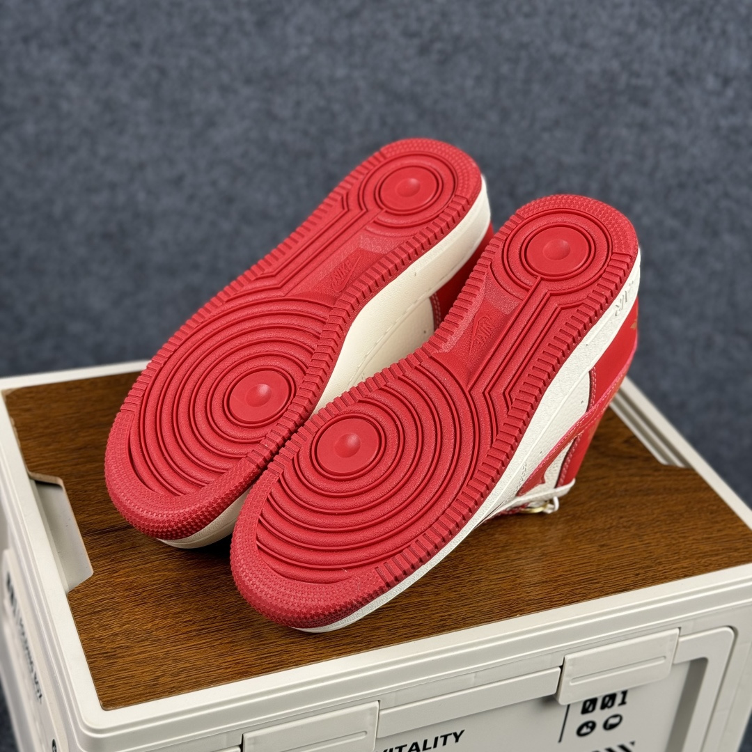 Nike Air Force 1 Low 2026 丙午马年限定款 DQ6628-166 Nike Air Force 1 Low 2026 丙午马年限定款 DQ6628-166