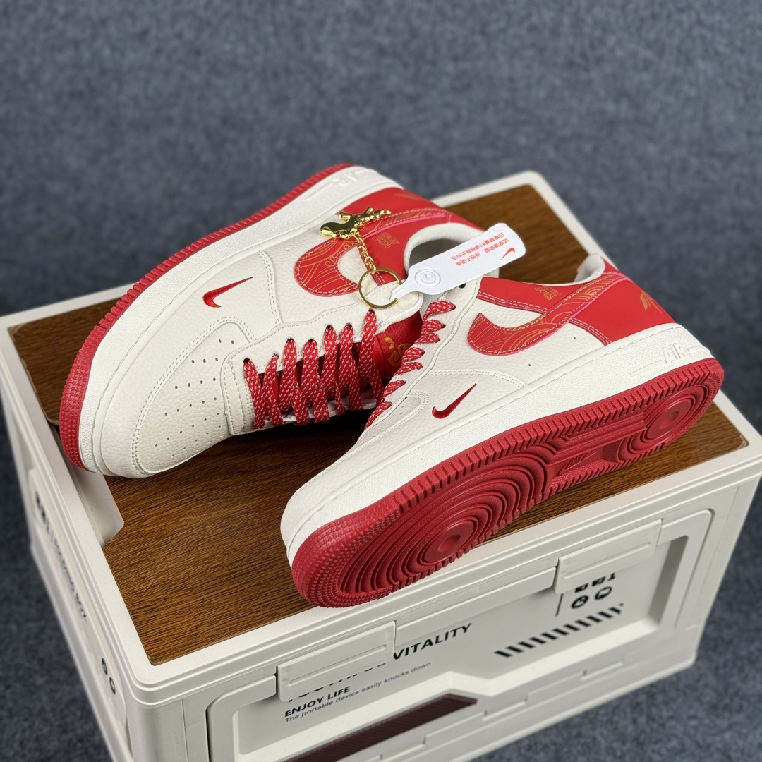 Nike Air Force 1 Low 2026 丙午马年限定款 DQ6628-166 Nike Air Force 1 Low 2026 丙午马年限定款 DQ6628-166