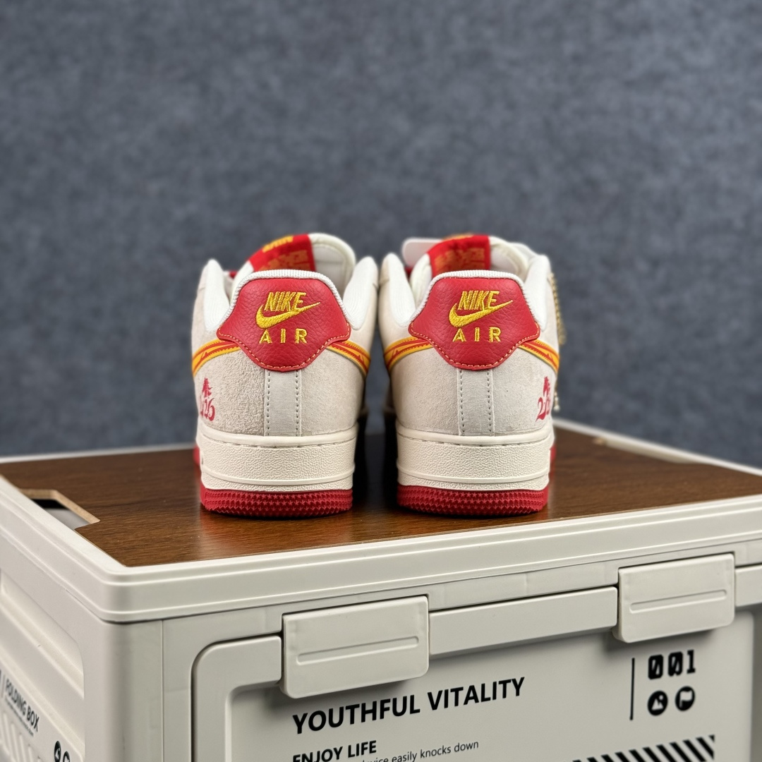Nike Air Force 1 Low 2026 丙午马年限定款 XT6998-140 Nike Air Force 1 Low 2026 丙午马年限定款 XT6998-140