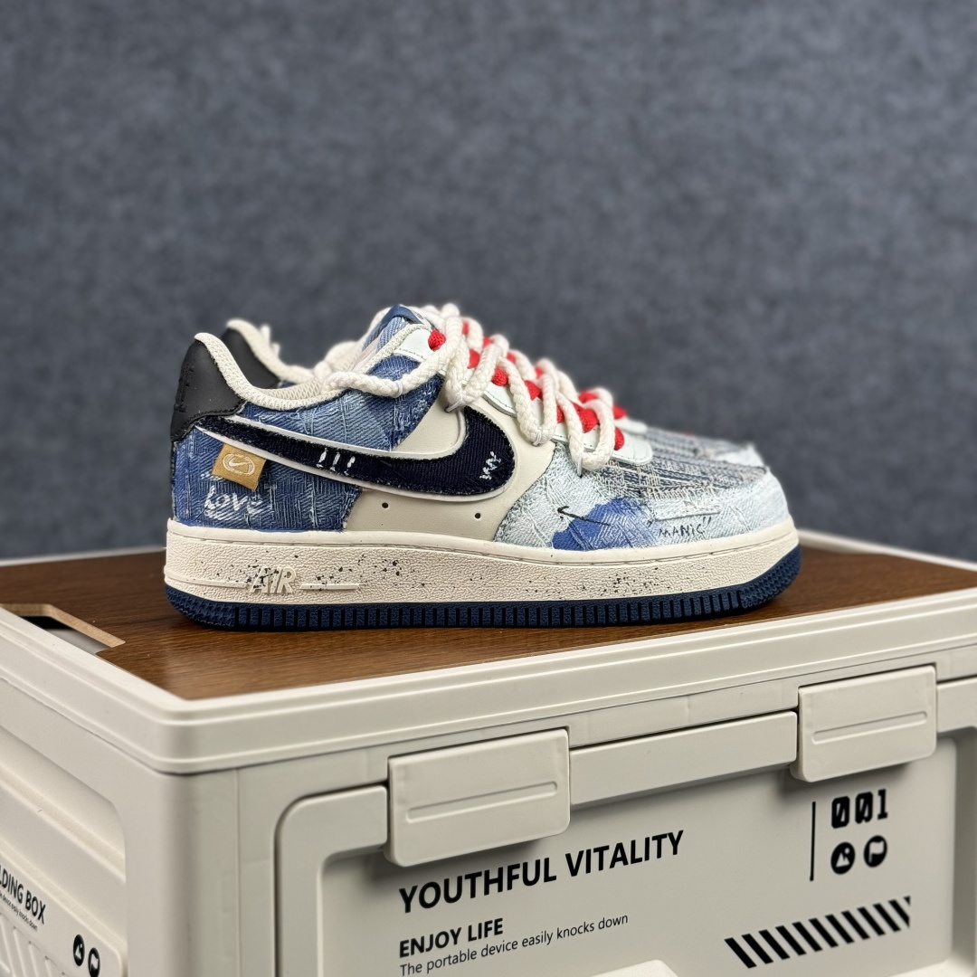 Nike Air Force 1’07 Low ”Indigo-Dyed Love” 手绘涂鸦 蓝染爱意 空军一号低帮休闲板鞋 FB0607-707 Nike Air Force 1’07 Low ”Indigo-Dyed Love” 手绘涂鸦 蓝染爱意 空军一号低帮休闲板鞋 FB0607-707