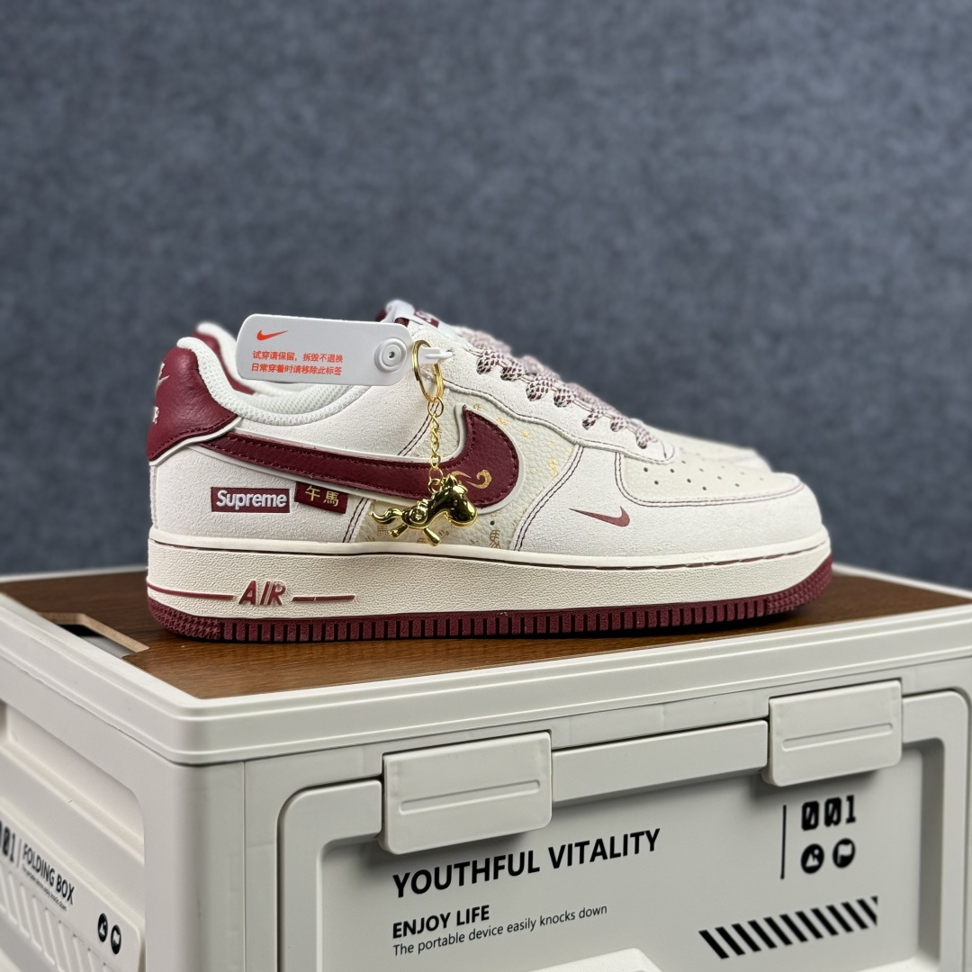 Nike Air Force 1’07 Low 米白酒红 空军一号低帮休闲板鞋 XL1982-336 Nike Air Force 1’07 Low 米白酒红 空军一号低帮休闲板鞋 XL1982-336