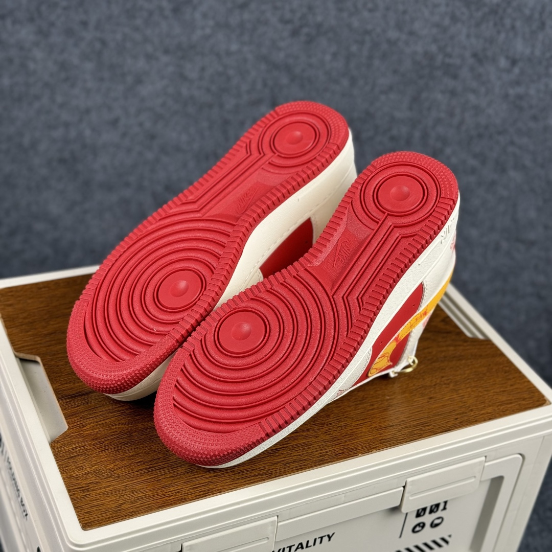 260 Nike Air Force 1 Low 2026 丙午马年限定款 米白红 空军一号低帮休闲鞋 DQ6628-165