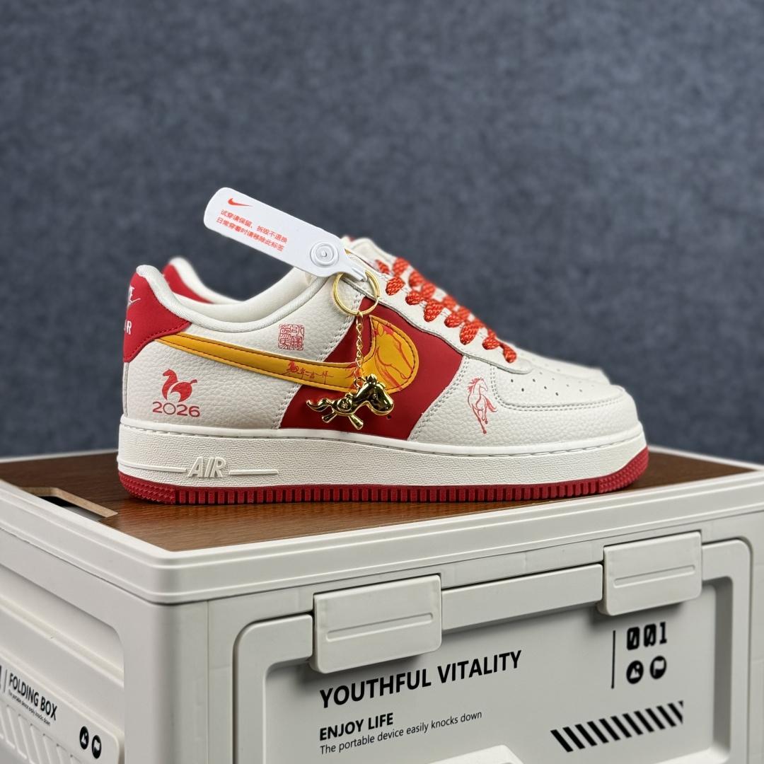 260 Nike Air Force 1 Low 2026 丙午马年限定款 米白红 空军一号低帮休闲鞋 DQ6628-165
