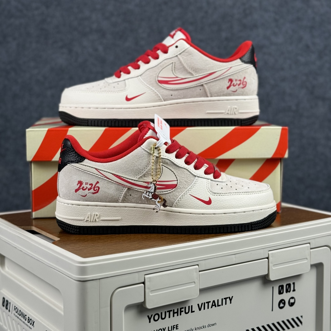 260 Nike Air Force 1 Low 2026 丙午马年限定 米白灰磨砂 空军一号低帮休闲鞋 XT6998-109-Chinese UA Cheap High Quatity Brand Clothes Bags handbags Sneakers wholesale wholesaler seller from China Factory suppliers Fashion Clothing Shoes best Quality Beautiful Price 260 Nike Air Force 1 Low 2026 丙午马年限定 米白灰磨砂 空军一号低帮休闲鞋 XT6998-109