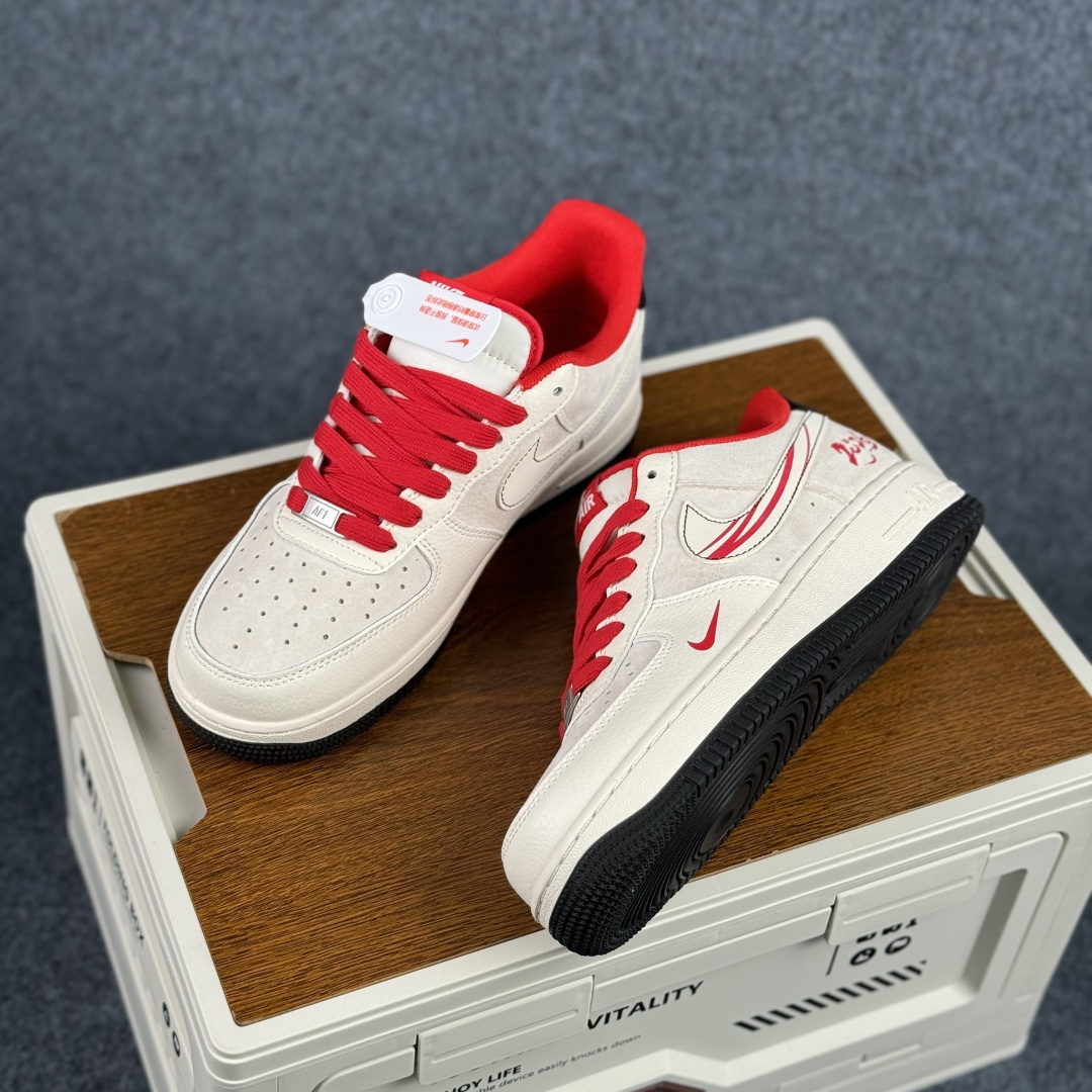 260 Nike Air Force 1 Low 2026 丙午马年限定 米白灰磨砂 空军一号低帮休闲鞋 XT6998-109-Chinese UA Cheap High Quatity Brand Clothes Bags handbags Sneakers wholesale wholesaler seller from China Factory suppliers Fashion Clothing Shoes best Quality Beautiful Price 260 Nike Air Force 1 Low 2026 丙午马年限定 米白灰磨砂 空军一号低帮休闲鞋 XT6998-109