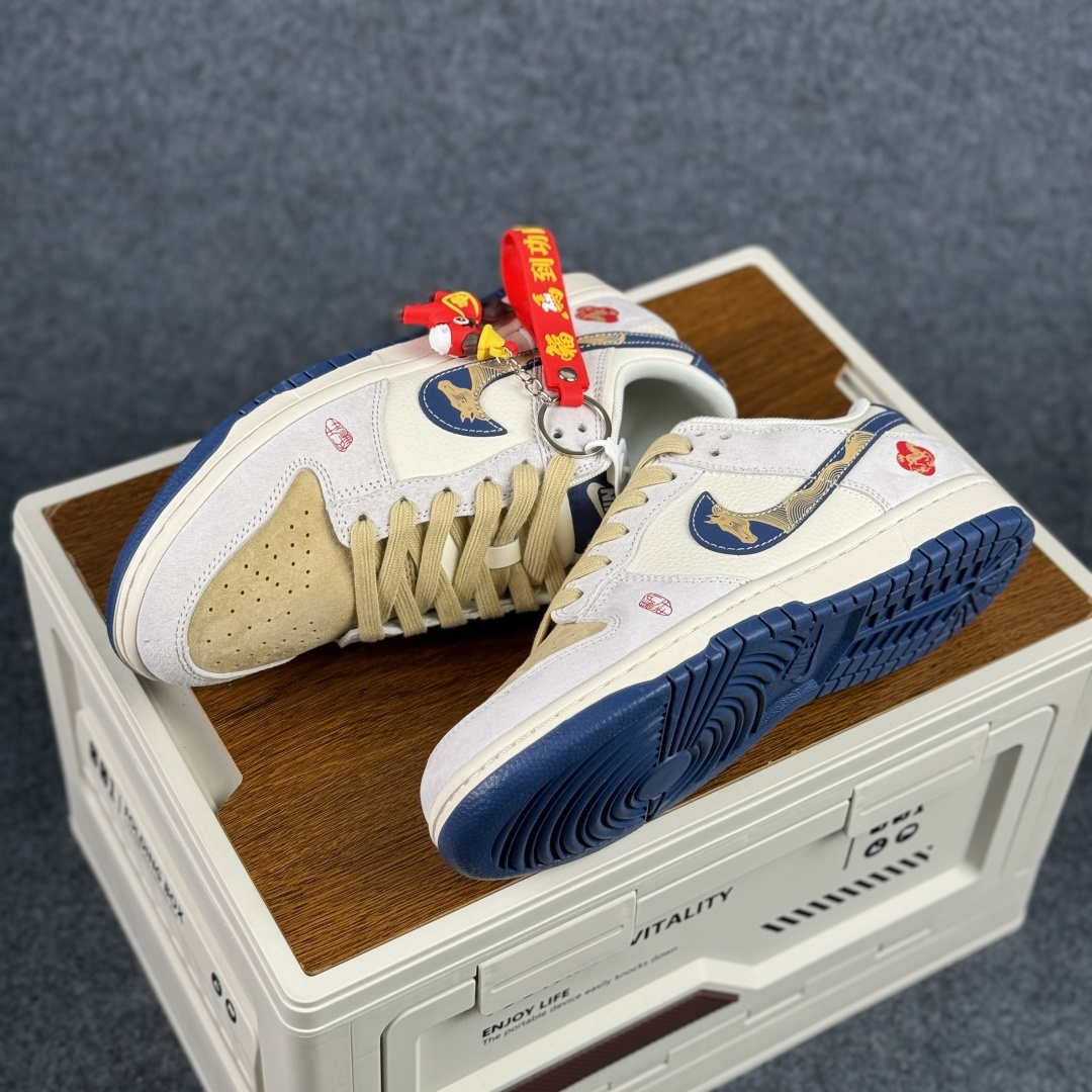 Nike Dunk Low 2026 丙午马年限定 米灰蓝 高端定制 低帮休闲板鞋 LX1988-812
