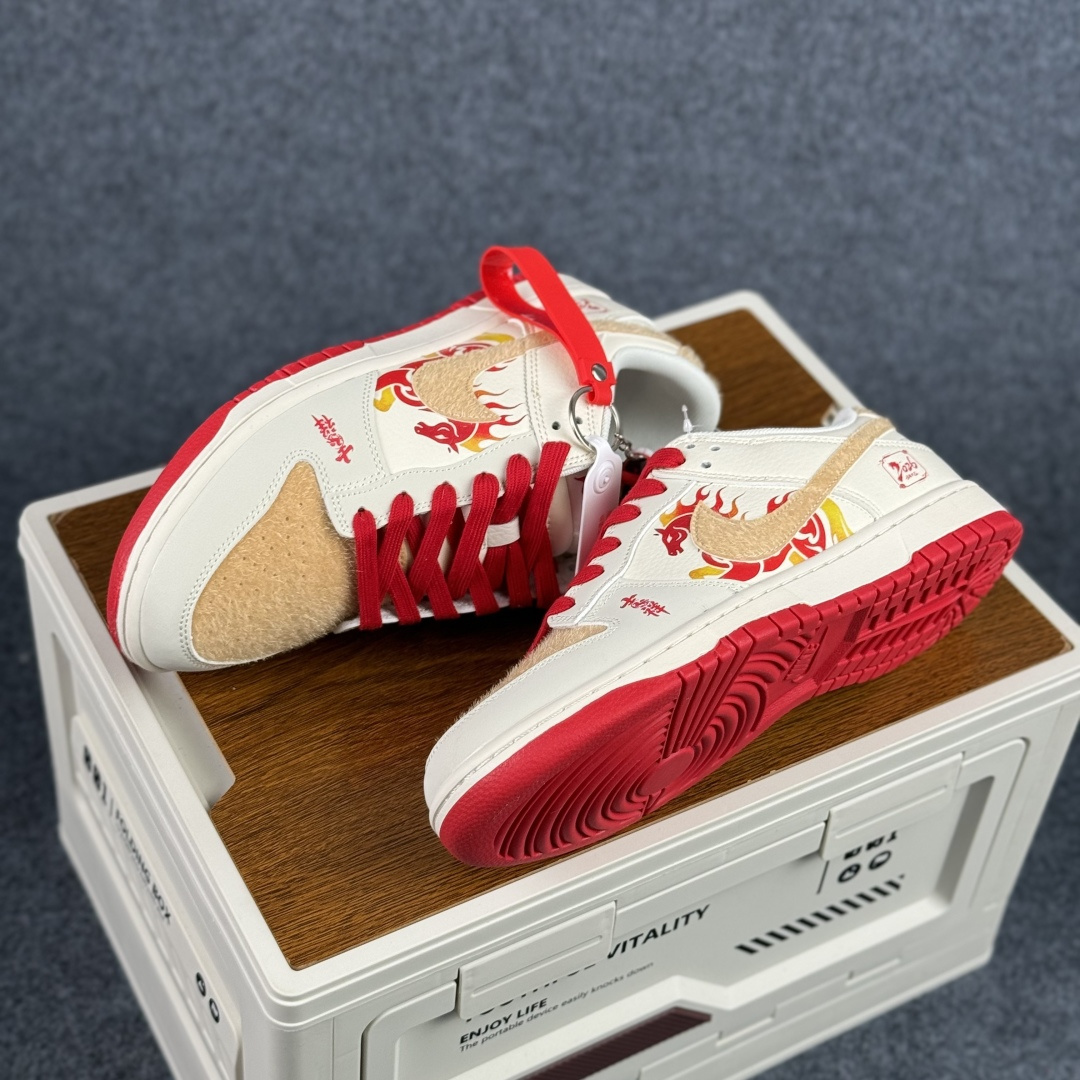 280 Nike SB Dunk Low2026马年限定 米白卡其麂皮拼接 高端定制 低帮休闲板鞋 FC1688-258-Chinese UA Cheap High Quatity Brand Clothes Bags handbags Sneakers wholesale wholesaler seller from China Factory suppliers Fashion Clothing Shoes best Quality Beautiful Price 280 Nike SB Dunk Low2026马年限定 米白卡其麂皮拼接 高端定制 低帮休闲板鞋 FC1688-258