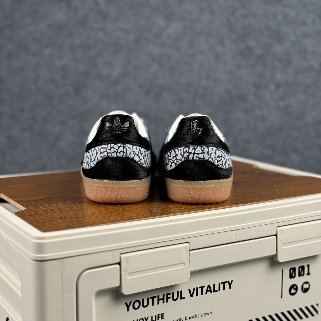 170 Adidas Originals Samba 阿迪达斯三叶草 桑巴舞系列绅士德训足球风百搭低帮休闲运动板鞋 JR8742-Chinese UA Cheap High Quatity Brand Clothes Bags handbags Sneakers wholesale wholesaler seller from China Factory suppliers Fashion Clothing Shoes best Quality Beautiful Price 170 Adidas Originals Samba 阿迪达斯三叶草 桑巴舞系列绅士德训足球风百搭低帮休闲运动板鞋 JR8742