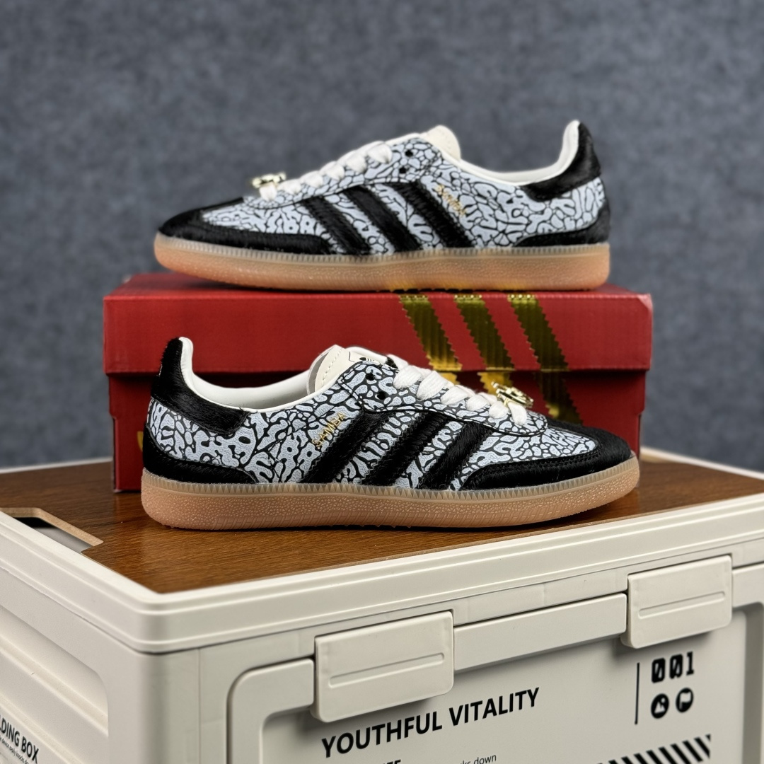 170 Adidas Originals Samba 阿迪达斯三叶草 桑巴舞系列绅士德训足球风百搭低帮休闲运动板鞋 JR8742-Chinese UA Cheap High Quatity Brand Clothes Bags handbags Sneakers wholesale wholesaler seller from China Factory suppliers Fashion Clothing Shoes best Quality Beautiful Price 170 Adidas Originals Samba 阿迪达斯三叶草 桑巴舞系列绅士德训足球风百搭低帮休闲运动板鞋 JR8742