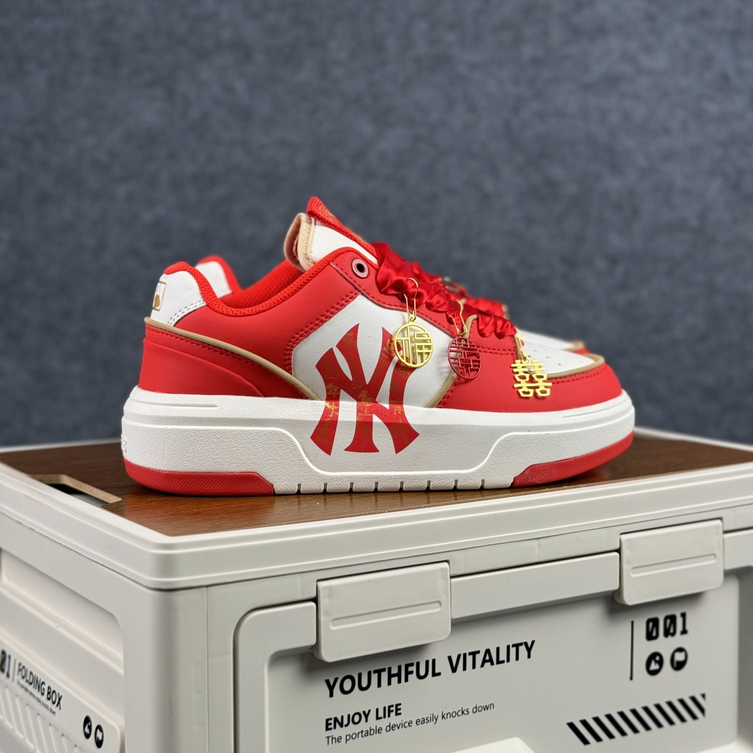 240 NY MLB Bigball Chunky Liner Denim Monogram 纽约洋基队 中国红婚鞋 增高厚底休闲板鞋-Chinese UA Cheap High Quatity Brand Clothes Bags handbags Sneakers wholesale wholesaler seller from China Factory suppliers Fashion Clothing Shoes best Quality Beautiful Price 240 NY MLB Bigball Chunky Liner Denim Monogram 纽约洋基队 中国红婚鞋 增高厚底休闲板鞋