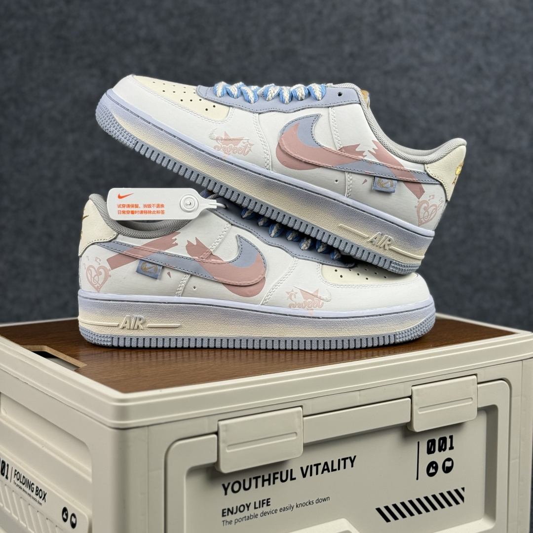 260 Nike Air Force 1'07 Low ”Spring Field” 手绘涂鸦 春野甜序 空军一号低帮休闲板鞋 DB3301-171-Chinese UA Cheap High Quatity Brand Clothes Bags handbags Sneakers wholesale wholesaler seller from China Factory suppliers Fashion Clothing Shoes best Quality Beautiful Price 260 Nike Air Force 1'07 Low ”Spring Field” 手绘涂鸦 春野甜序 空军一号低帮休闲板鞋 DB3301-171
