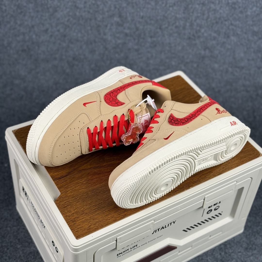 260 Nike Air Force 1'07 Low 马年限定 赤砂丹红 空军一号低帮休闲板鞋 DF0188-130-Chinese UA Cheap High Quatity Brand Clothes Bags handbags Sneakers wholesale wholesaler seller from China Factory suppliers Fashion Clothing Shoes best Quality Beautiful Price 260 Nike Air Force 1'07 Low 马年限定 赤砂丹红 空军一号低帮休闲板鞋 DF0188-130