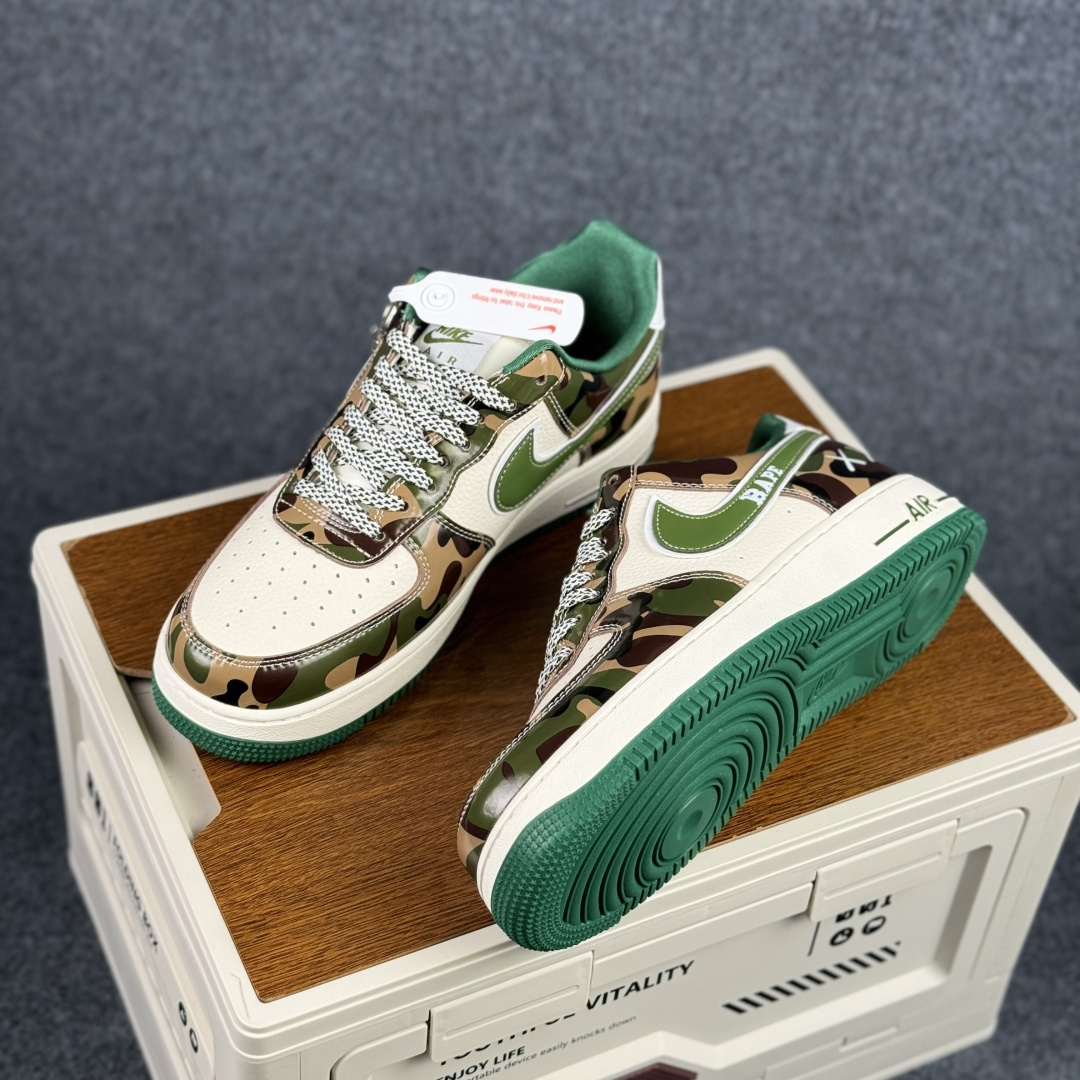 Nike Air Force 1'07 Low 联名款 空军一号低帮休闲板鞋 SY1388-032