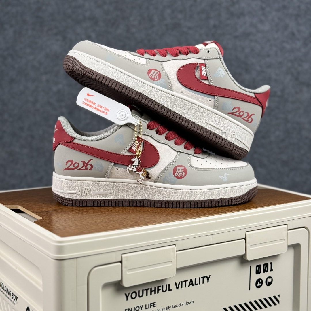 260 Nike Air Force 1'07 Low 红灰撞色 空军一号低帮休闲板鞋 HT5088-621