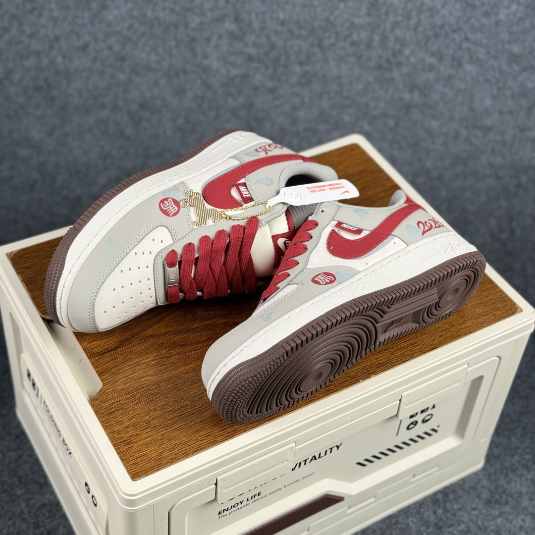 260 Nike Air Force 1'07 Low 红灰撞色 空军一号低帮休闲板鞋 HT5088-621