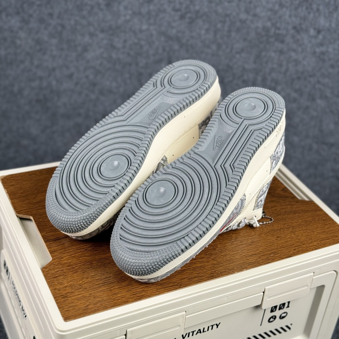 260 Nike Air Force 1'07 Low 联名款 空军一号低帮休闲板鞋 DN1688-812-Chinese UA Cheap High Quatity Brand Clothes Bags handbags Sneakers wholesale wholesaler seller from China Factory suppliers Fashion Clothing Shoes best Quality Beautiful Price 260 Nike Air Force 1'07 Low 联名款 空军一号低帮休闲板鞋 DN1688-812