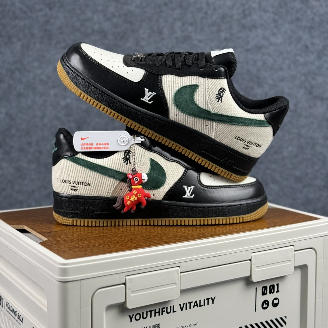Nike Air Force 1'07 Low 马年限定 黑松奶霜 空军一号低帮休闲板鞋 XY9025-005