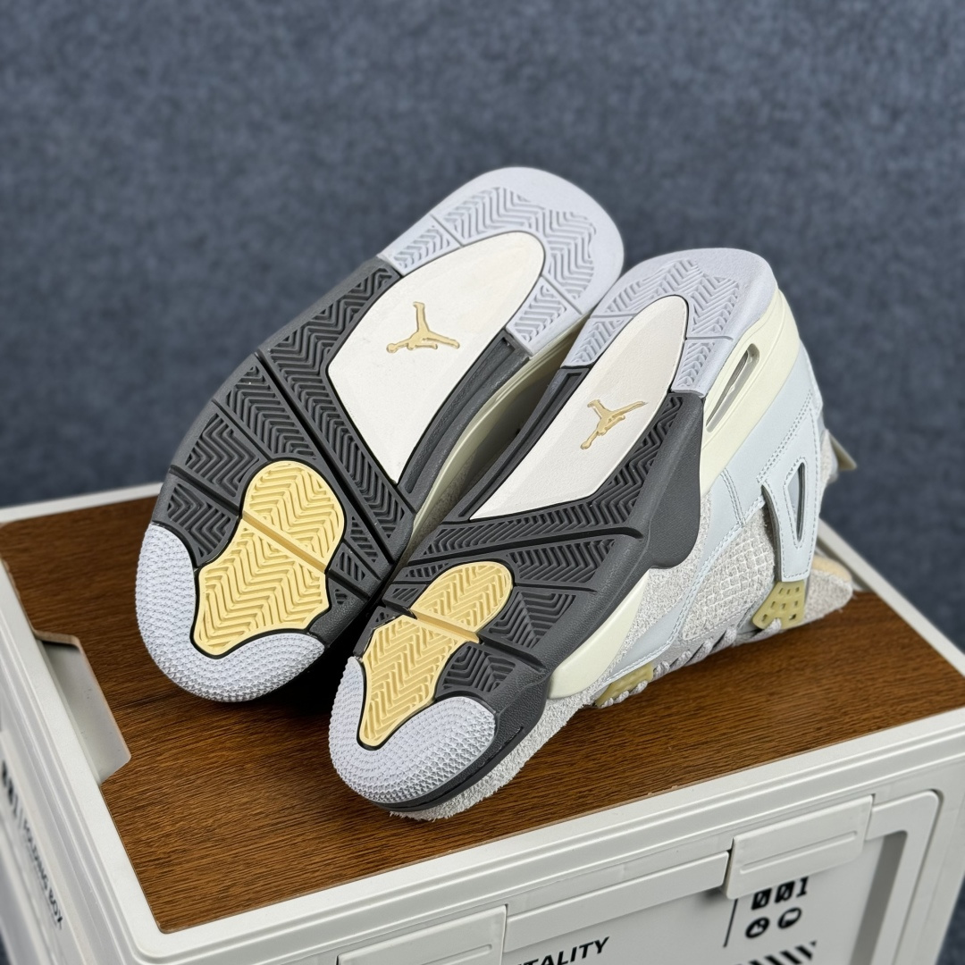 300 W版 Air Jordan AJ4 ”Metallic Gold” 兔年限定乔丹AJ4代中帮复古休闲篮球鞋 DV3742-021-Chinese UA Cheap High Quatity Brand Clothes Bags handbags Sneakers wholesale wholesaler seller from China Factory suppliers Fashion Clothing Shoes best Quality Beautiful Price 300 W版 Air Jordan AJ4 ”Metallic Gold” 兔年限定乔丹AJ4代中帮复古休闲篮球鞋 DV3742-021