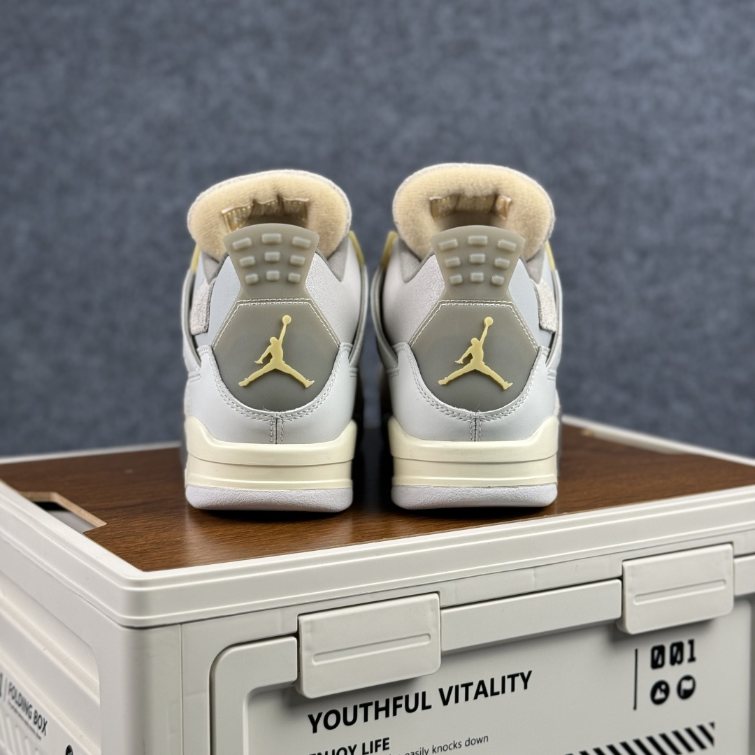 300 W版 Air Jordan AJ4 ”Metallic Gold” 兔年限定乔丹AJ4代中帮复古休闲篮球鞋 DV3742-021-Chinese UA Cheap High Quatity Brand Clothes Bags handbags Sneakers wholesale wholesaler seller from China Factory suppliers Fashion Clothing Shoes best Quality Beautiful Price 300 W版 Air Jordan AJ4 ”Metallic Gold” 兔年限定乔丹AJ4代中帮复古休闲篮球鞋 DV3742-021