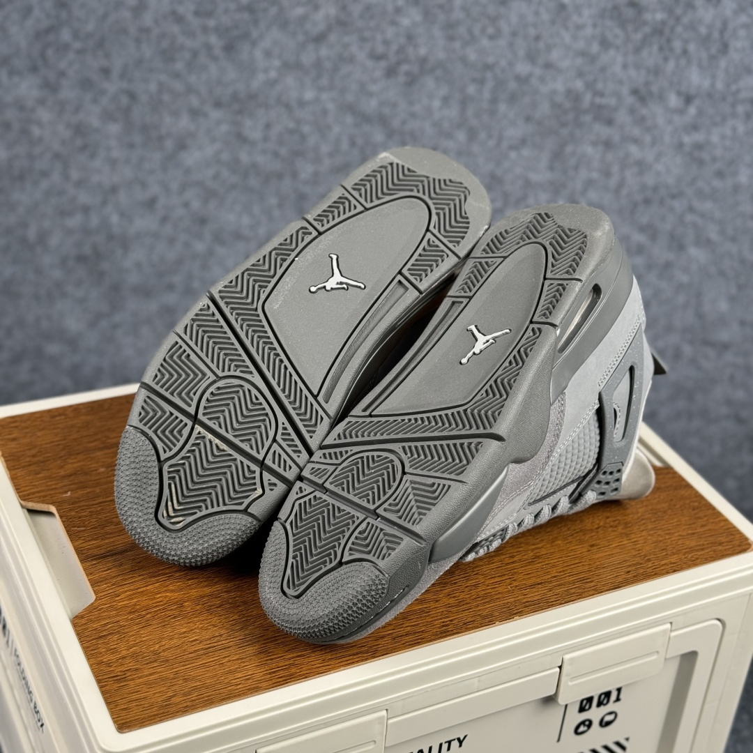 300 W版 Air Jordan AJ4 ”Metallic Gold” 巴黎奥运灰 乔丹AJ4代中帮复古休闲篮球鞋 FQ7928-001-Chinese UA Cheap High Quatity Brand Clothes Bags handbags Sneakers wholesale wholesaler seller from China Factory suppliers Fashion Clothing Shoes best Quality Beautiful Price 300 W版 Air Jordan AJ4 ”Metallic Gold” 巴黎奥运灰 乔丹AJ4代中帮复古休闲篮球鞋 FQ7928-001