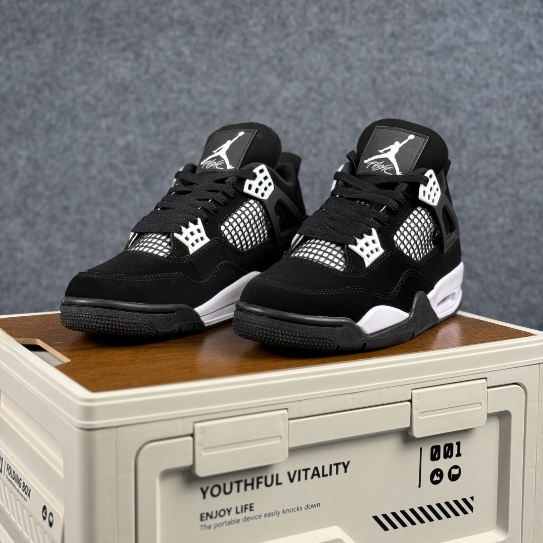300 W版 Air Jordan AJ4 ”Metallic Gold” 黑白雷公 乔丹AJ4代中帮复古休闲篮球鞋 FQ8138-001