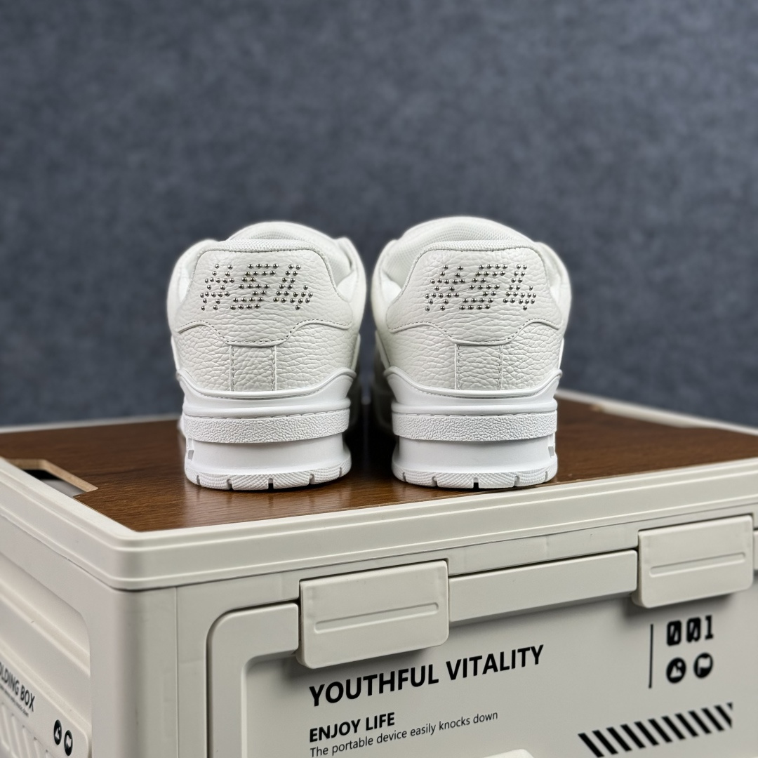 420 广奢高端货 LOUIS VUITTON 路易威登 LV Trainer 板鞋-Chinese UA Cheap High Quatity Brand Clothes Bags handbags Sneakers wholesale wholesaler seller from China Factory suppliers Fashion Clothing Shoes best Quality Beautiful Price 420 广奢高端货 LOUIS VUITTON 路易威登 LV Trainer 板鞋