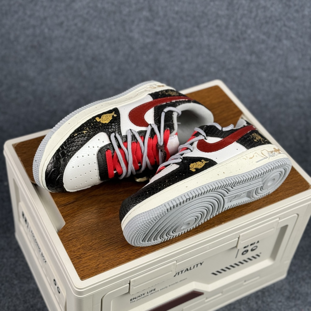 260 Nike Air Force 1'07 Low ”Ink Pattern Fortune” 手绘涂鸦 马年国风限定 空军一号低帮休闲板鞋 DX2697-111-Chinese UA Cheap High Quatity Brand Clothes Bags handbags Sneakers wholesale wholesaler seller from China Factory suppliers Fashion Clothing Shoes best Quality Beautiful Price 260 Nike Air Force 1'07 Low ”Ink Pattern Fortune” 手绘涂鸦 马年国风限定 空军一号低帮休闲板鞋 DX2697-111