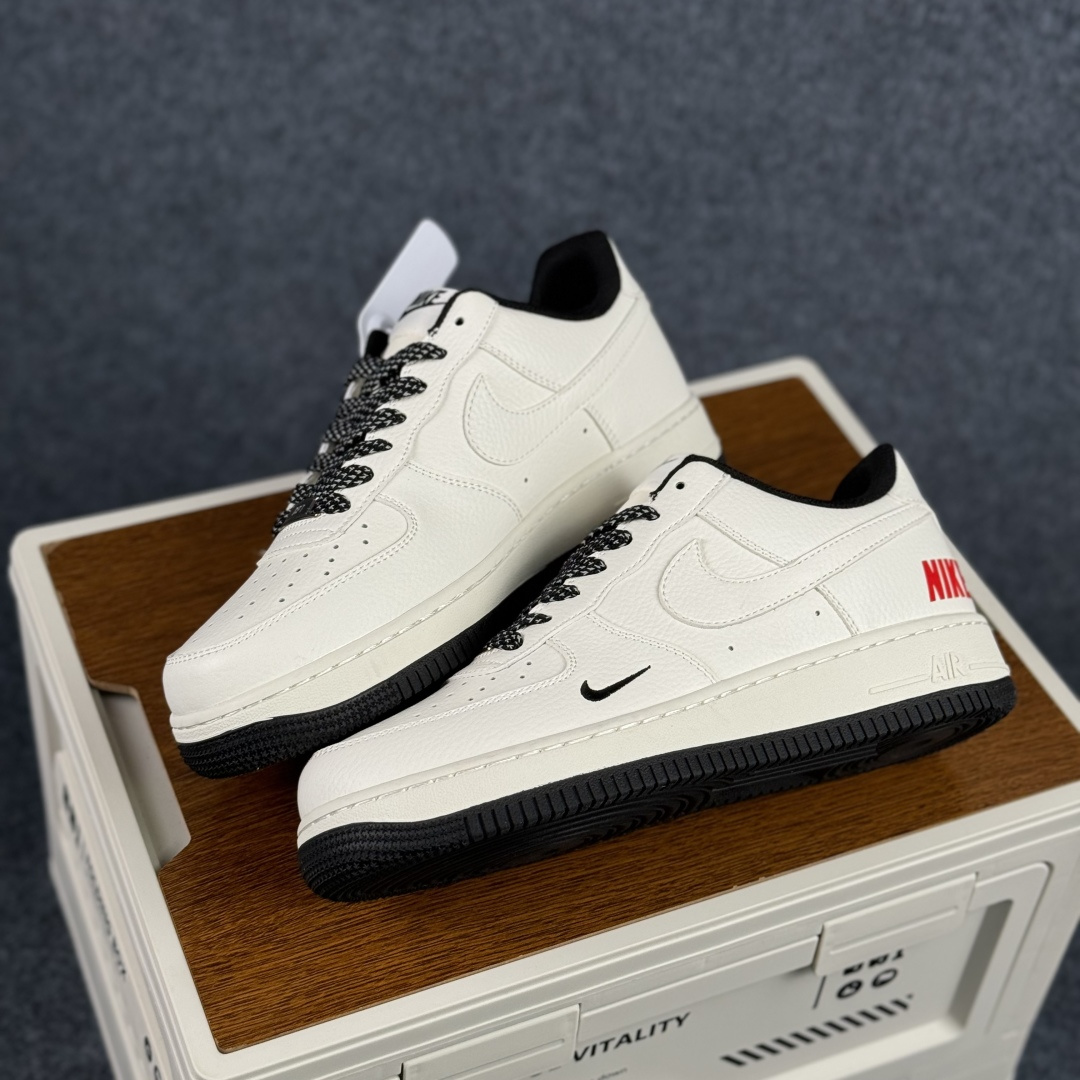 260 Nike Air Force 1'07 Low 米黑红撞色 空军一号低帮休闲板鞋 MM3399-813-Chinese UA Cheap High Quatity Brand Clothes Bags handbags Sneakers wholesale wholesaler seller from China Factory suppliers Fashion Clothing Shoes best Quality Beautiful Price 260 Nike Air Force 1'07 Low 米黑红撞色 空军一号低帮休闲板鞋 MM3399-813