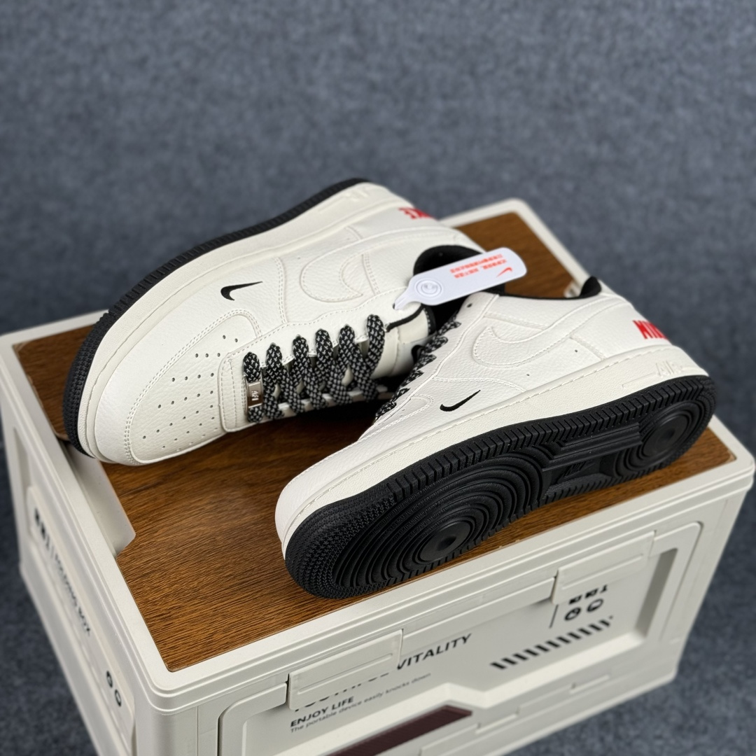 260 Nike Air Force 1'07 Low 米黑红撞色 空军一号低帮休闲板鞋 MM3399-813-Chinese UA Cheap High Quatity Brand Clothes Bags handbags Sneakers wholesale wholesaler seller from China Factory suppliers Fashion Clothing Shoes best Quality Beautiful Price 260 Nike Air Force 1'07 Low 米黑红撞色 空军一号低帮休闲板鞋 MM3399-813
