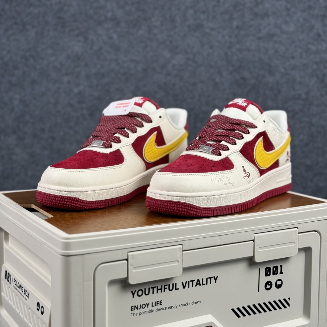 260 Nike Air Force 1'07 Low 酒红白 空军一号低帮休闲板鞋 HT5088-611-Chinese UA Cheap High Quatity Brand Clothes Bags handbags Sneakers wholesale wholesaler seller from China Factory suppliers Fashion Clothing Shoes best Quality Beautiful Price 260 Nike Air Force 1'07 Low 酒红白 空军一号低帮休闲板鞋 HT5088-611