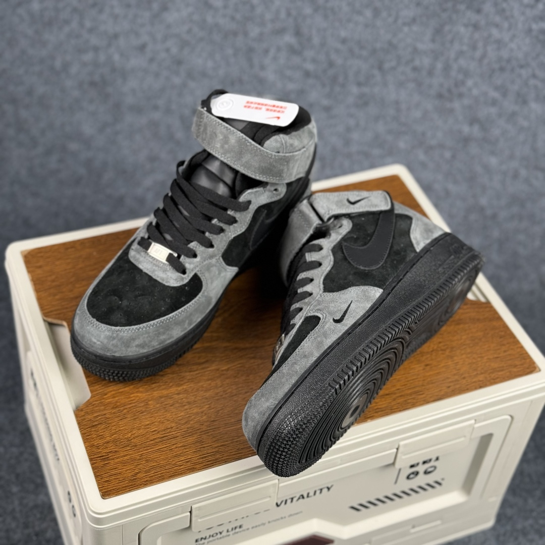 280 Nike Air Force 1'07 Mid 定制 秋冬新款 空军一号中帮休闲板鞋 ZH0316-167