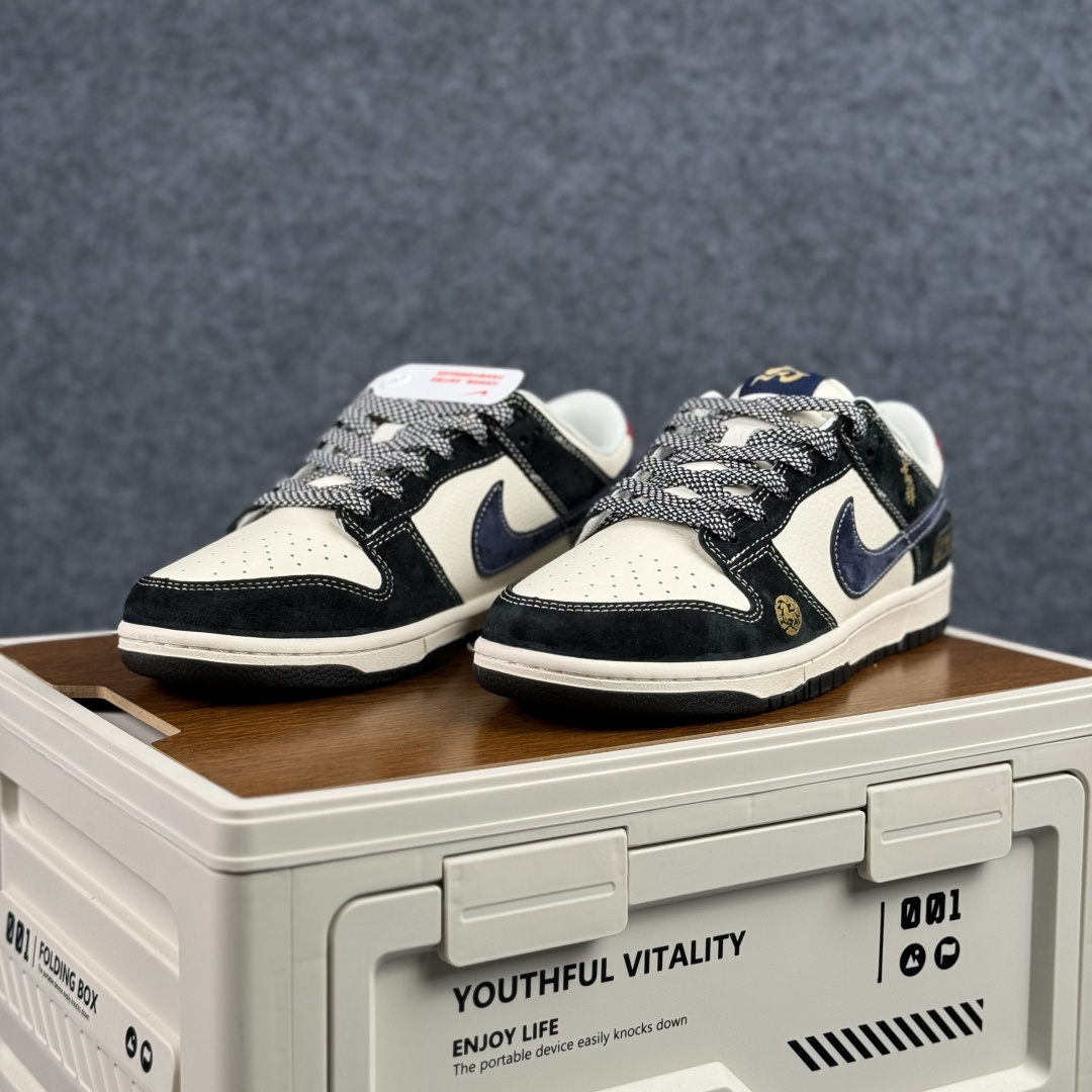 280 2026马年专属Nike Dunk Low FC1688-256 藏蓝与米白的经典撞色打底-Chinese UA Cheap High Quatity Brand Clothes Bags handbags Sneakers wholesale wholesaler seller from China Factory suppliers Fashion Clothing Shoes best Quality Beautiful Price 280 2026马年专属Nike Dunk Low FC1688-256 藏蓝与米白的经典撞色打底