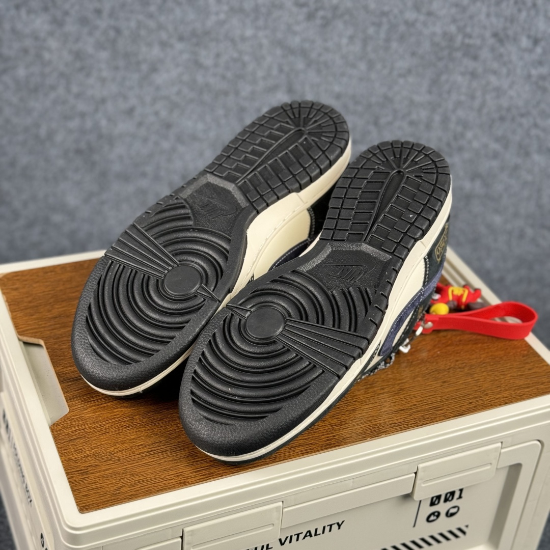 280 2026马年专属Nike Dunk Low FC1688-256 藏蓝与米白的经典撞色打底-Chinese UA Cheap High Quatity Brand Clothes Bags handbags Sneakers wholesale wholesaler seller from China Factory suppliers Fashion Clothing Shoes best Quality Beautiful Price 280 2026马年专属Nike Dunk Low FC1688-256 藏蓝与米白的经典撞色打底