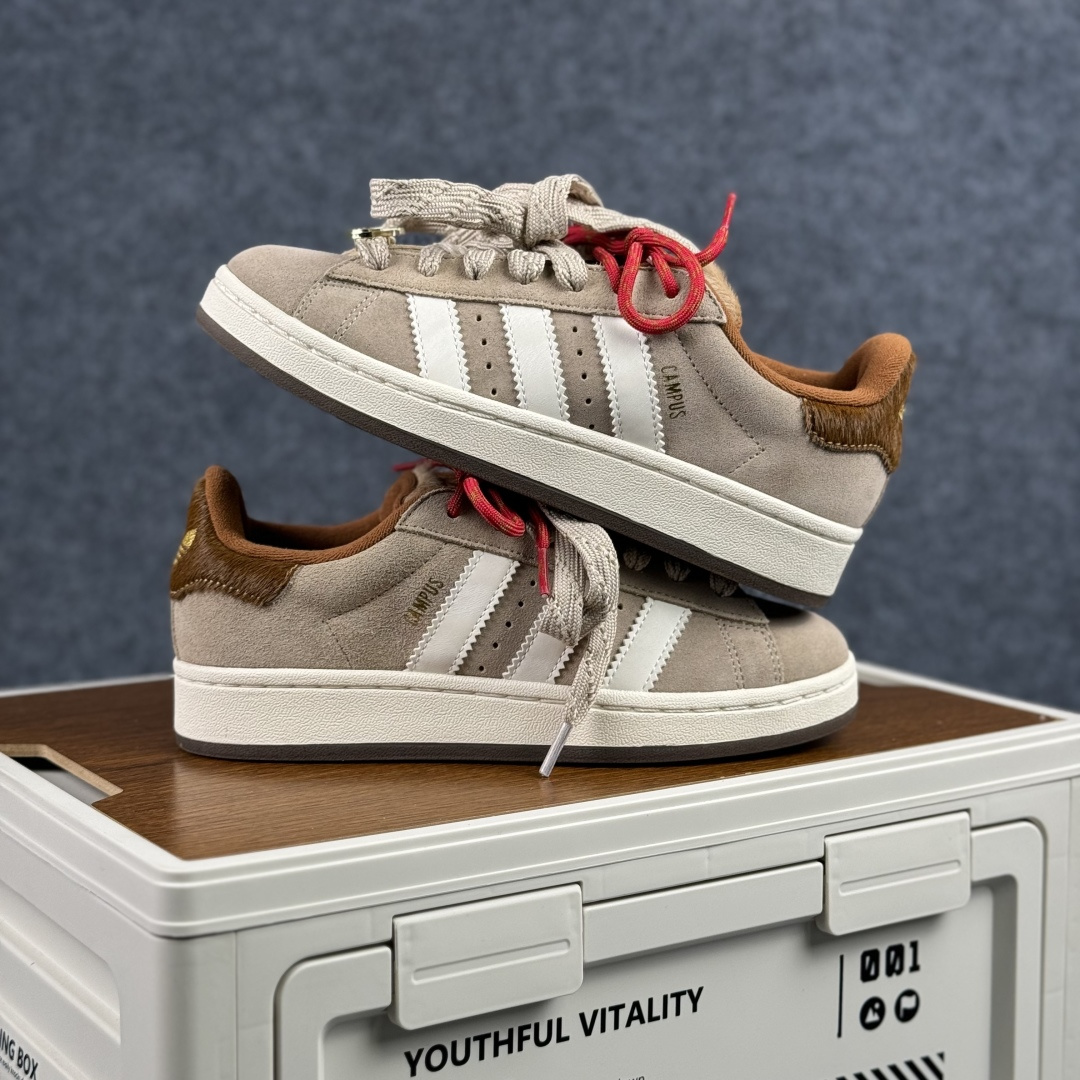 180 Adidas CAMPUS 00s 面包鞋复古休闲板鞋 KJ8724-Chinese UA Cheap High Quatity Brand Clothes Bags handbags Sneakers wholesale wholesaler seller from China Factory suppliers Fashion Clothing Shoes best Quality Beautiful Price 180 Adidas CAMPUS 00s 面包鞋复古休闲板鞋 KJ8724