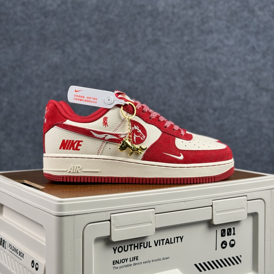 260 Nike Air Force 1'07 Low 马年限定 空军一号低帮休闲板鞋 XL1979-144-Chinese UA Cheap High Quatity Brand Clothes Bags handbags Sneakers wholesale wholesaler seller from China Factory suppliers Fashion Clothing Shoes best Quality Beautiful Price 260 Nike Air Force 1'07 Low 马年限定 空军一号低帮休闲板鞋 XL1979-144