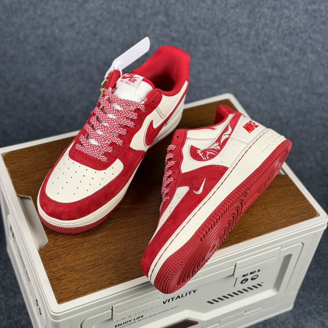 260 Nike Air Force 1'07 Low 马年限定 空军一号低帮休闲板鞋 XL1979-144-Chinese UA Cheap High Quatity Brand Clothes Bags handbags Sneakers wholesale wholesaler seller from China Factory suppliers Fashion Clothing Shoes best Quality Beautiful Price 260 Nike Air Force 1'07 Low 马年限定 空军一号低帮休闲板鞋 XL1979-144