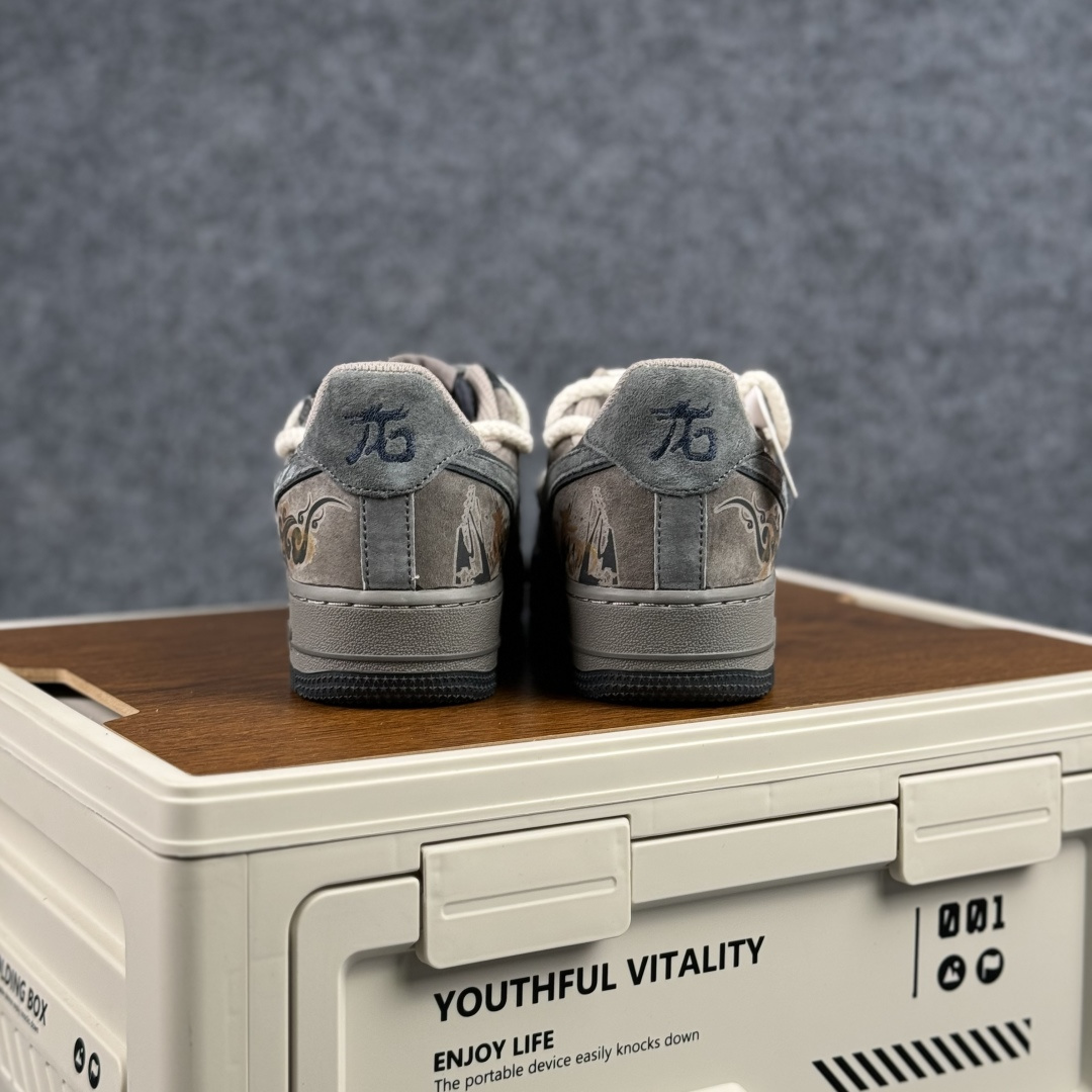260 Nike Air Force 1'07 Low ”Dragon & Horse Spirit” 手绘涂鸦 马年国风限定 空军一号低帮休闲板鞋 CD1221-680-Chinese UA Cheap High Quatity Brand Clothes Bags handbags Sneakers wholesale wholesaler seller from China Factory suppliers Fashion Clothing Shoes best Quality Beautiful Price 260 Nike Air Force 1'07 Low ”Dragon & Horse Spirit” 手绘涂鸦 马年国风限定 空军一号低帮休闲板鞋 CD1221-680