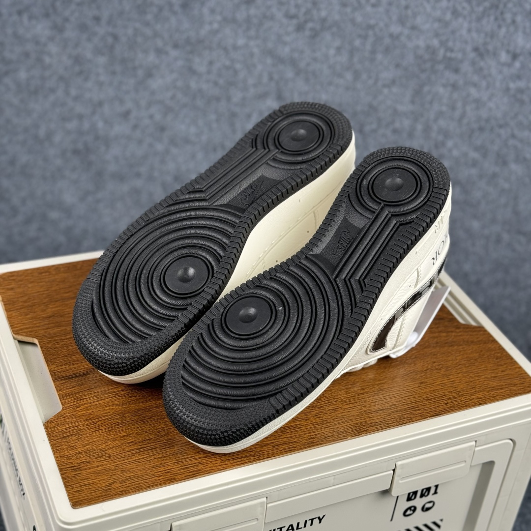 260 Nike Air Force 1'07 Low 联名款 空军一号低帮休闲板鞋 MM3399-811-Chinese UA Cheap High Quatity Brand Clothes Bags handbags Sneakers wholesale wholesaler seller from China Factory suppliers Fashion Clothing Shoes best Quality Beautiful Price 260 Nike Air Force 1'07 Low 联名款 空军一号低帮休闲板鞋 MM3399-811