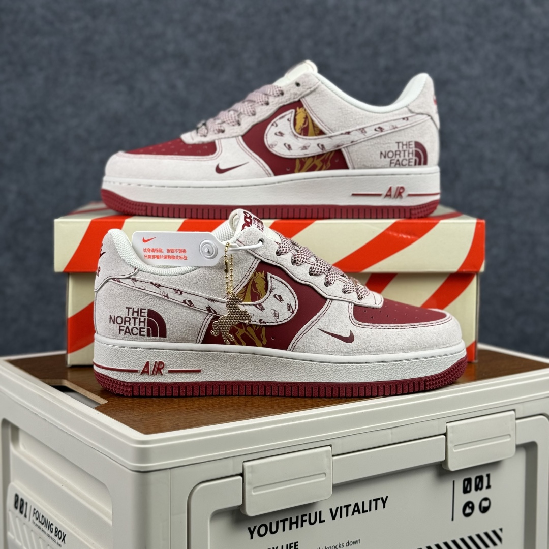260 Nike Air Force 1'07 Low 马年限定 空军一号低帮休闲板鞋 JP2026-137-Chinese UA Cheap High Quatity Brand Clothes Bags handbags Sneakers wholesale wholesaler seller from China Factory suppliers Fashion Clothing Shoes best Quality Beautiful Price 260 Nike Air Force 1'07 Low 马年限定 空军一号低帮休闲板鞋 JP2026-137