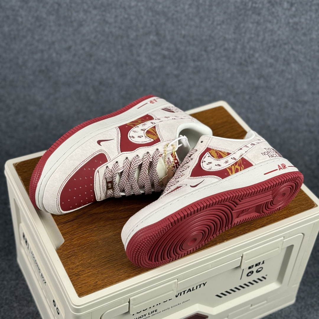 260 Nike Air Force 1'07 Low 马年限定 空军一号低帮休闲板鞋 JP2026-137-Chinese UA Cheap High Quatity Brand Clothes Bags handbags Sneakers wholesale wholesaler seller from China Factory suppliers Fashion Clothing Shoes best Quality Beautiful Price 260 Nike Air Force 1'07 Low 马年限定 空军一号低帮休闲板鞋 JP2026-137