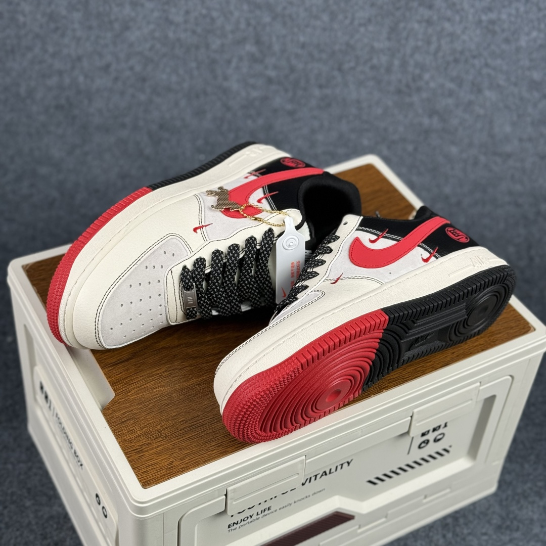 260 Nike Air Force 1'07 Low 马年限定 双勾 空军一号低帮休闲板鞋 HT5088-620-Chinese UA Cheap High Quatity Brand Clothes Bags handbags Sneakers wholesale wholesaler seller from China Factory suppliers Fashion Clothing Shoes best Quality Beautiful Price 260 Nike Air Force 1'07 Low 马年限定 双勾 空军一号低帮休闲板鞋 HT5088-620